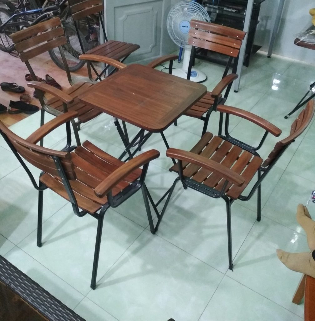 Bàn ghế rẻ bền đẹp