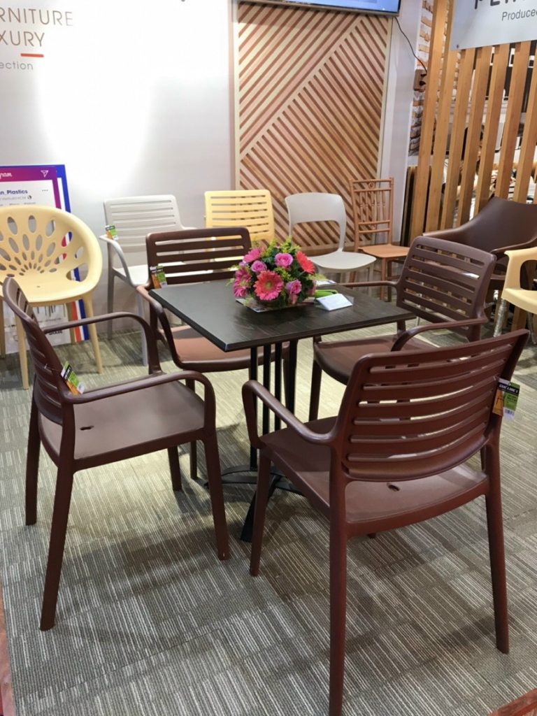 Bàn ghế rẻ bền đẹp