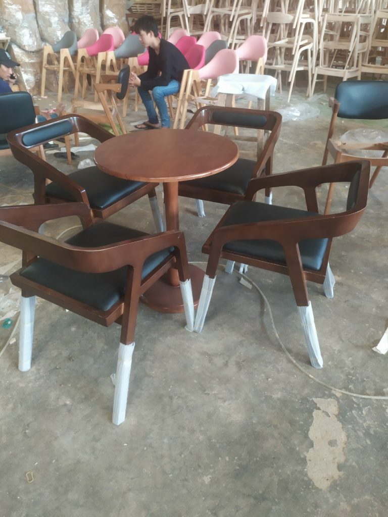 Bàn ghế rẻ bền đẹp