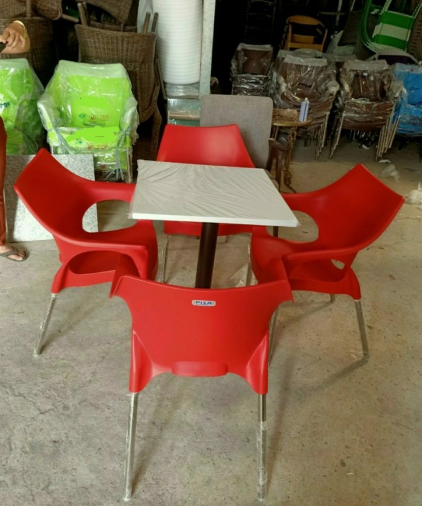 Bàn ghế rẻ bền đẹp