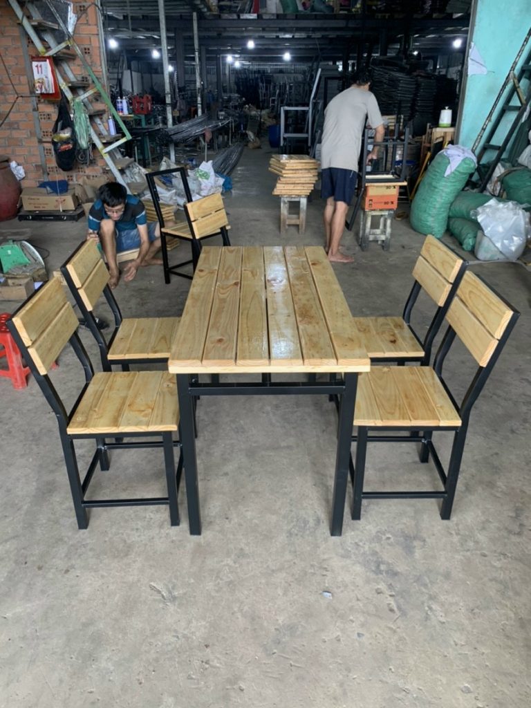Bàn ghế rẻ bền đẹp