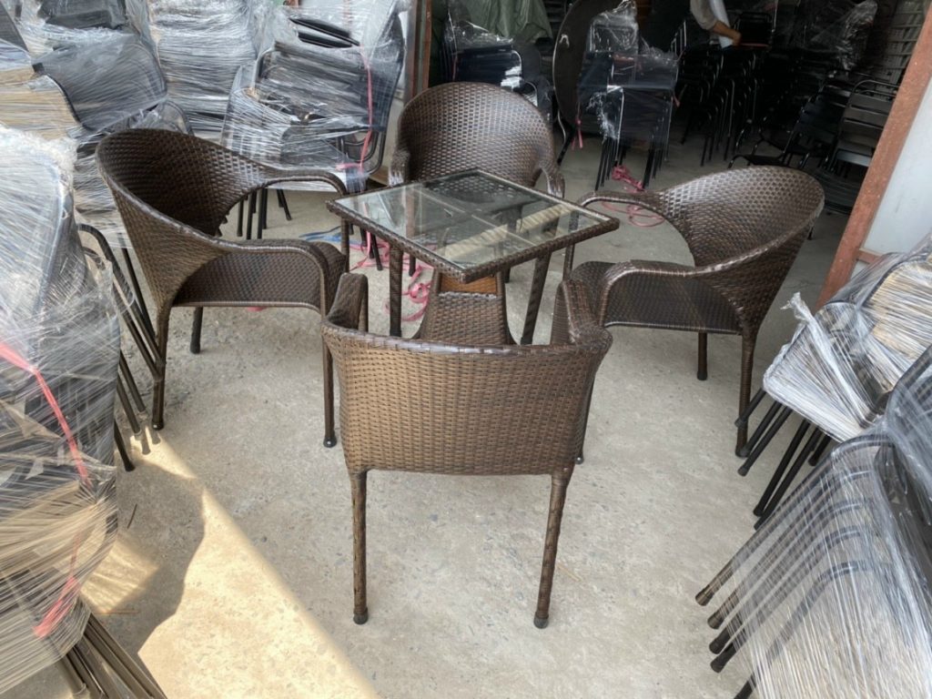 Bàn ghế rẻ bền đẹp