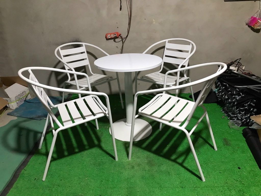 Bàn ghế rẻ bền đẹp