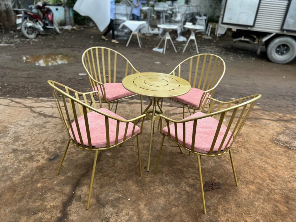 Bàn ghế rẻ bền đẹp