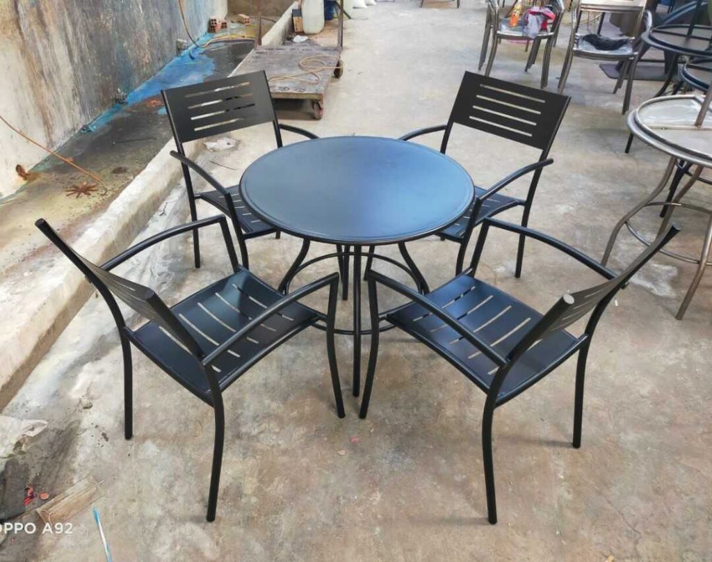 Bàn ghế rẻ bền đẹp