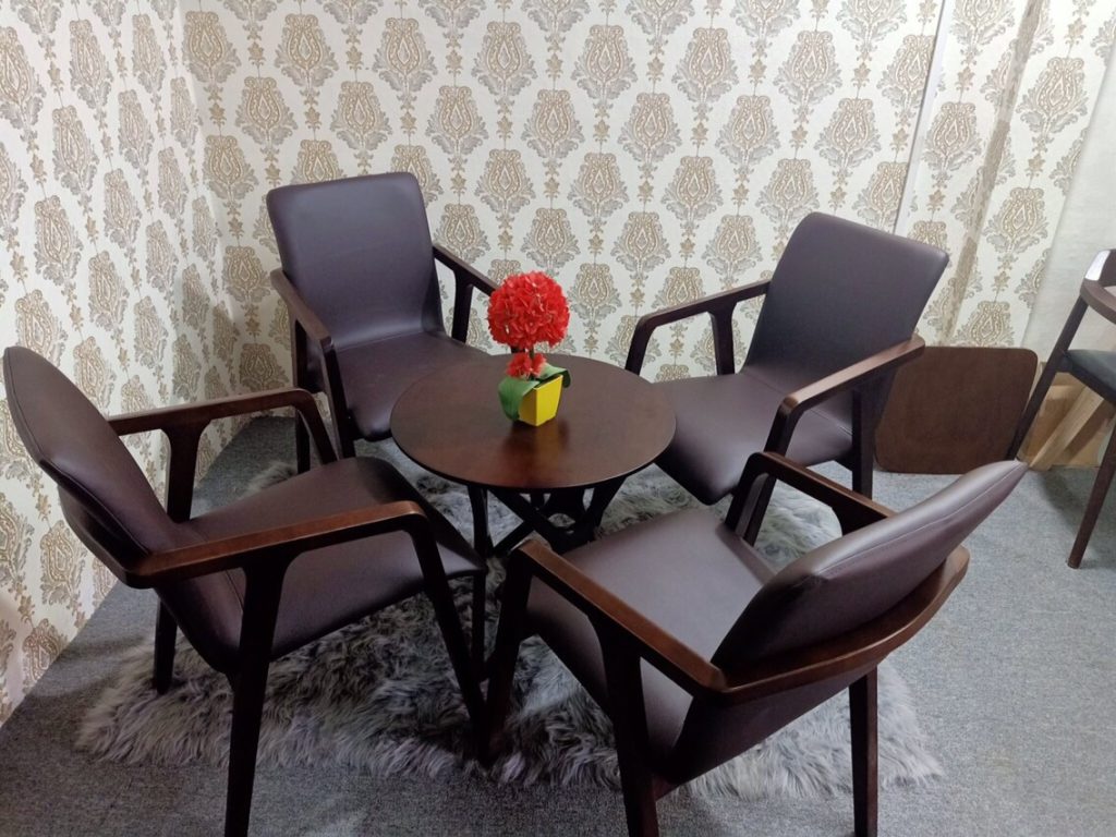 Bàn ghế rẻ bền đẹp