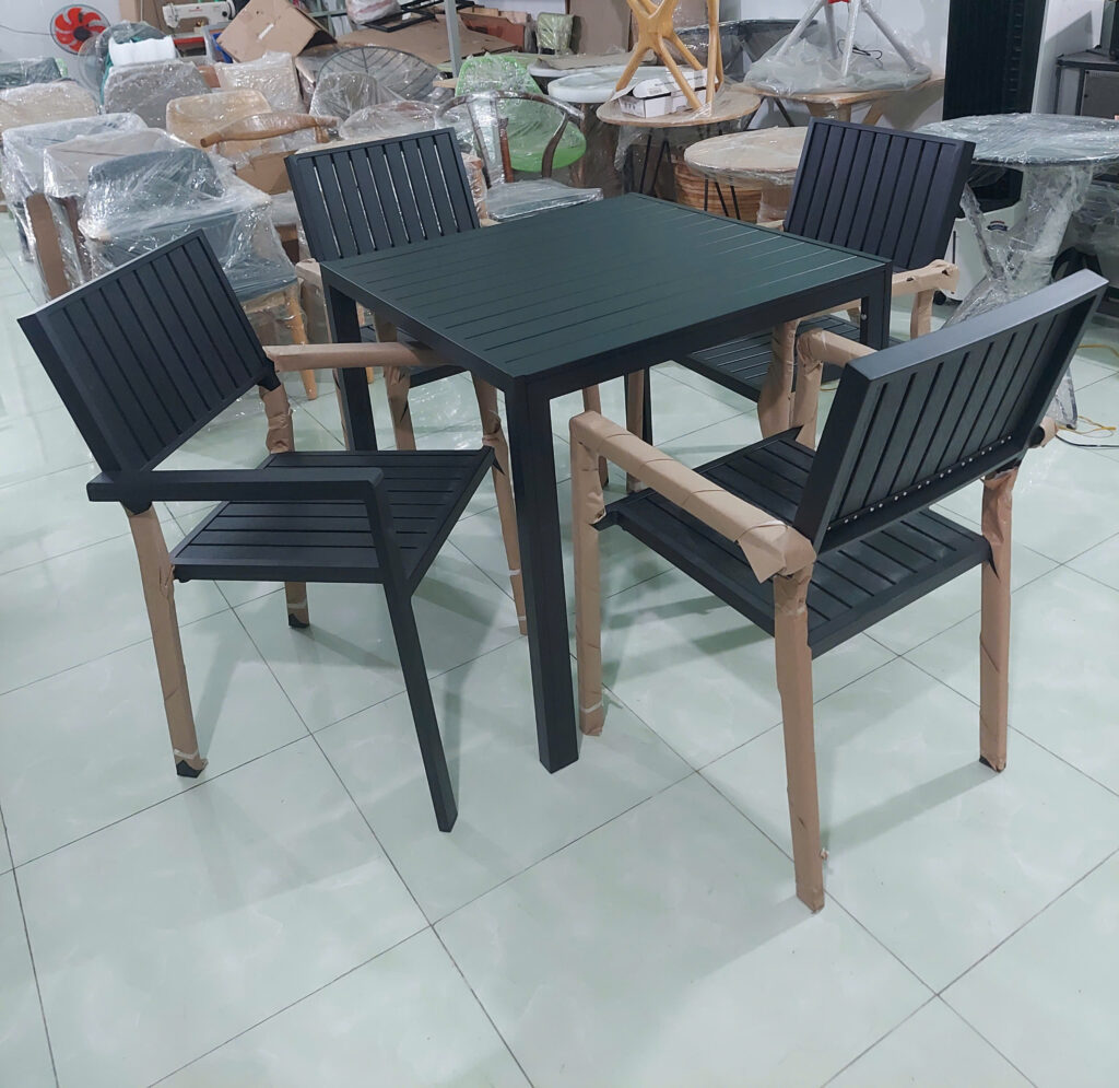 Bàn ghế rẻ bền đẹp